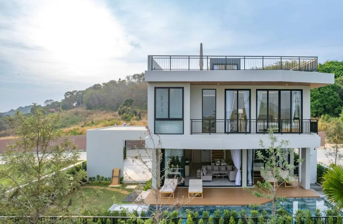 VIP Galaxy Villas — Rawai / Nai Harn, Phuket